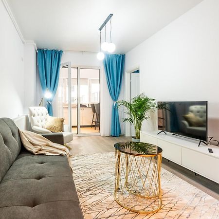 Central Residence Apartment 311 Bukares Bagian luar foto