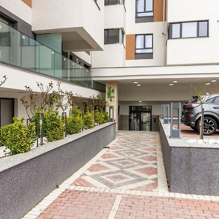 Central Residence Apartment 311 Bukares Bagian luar foto